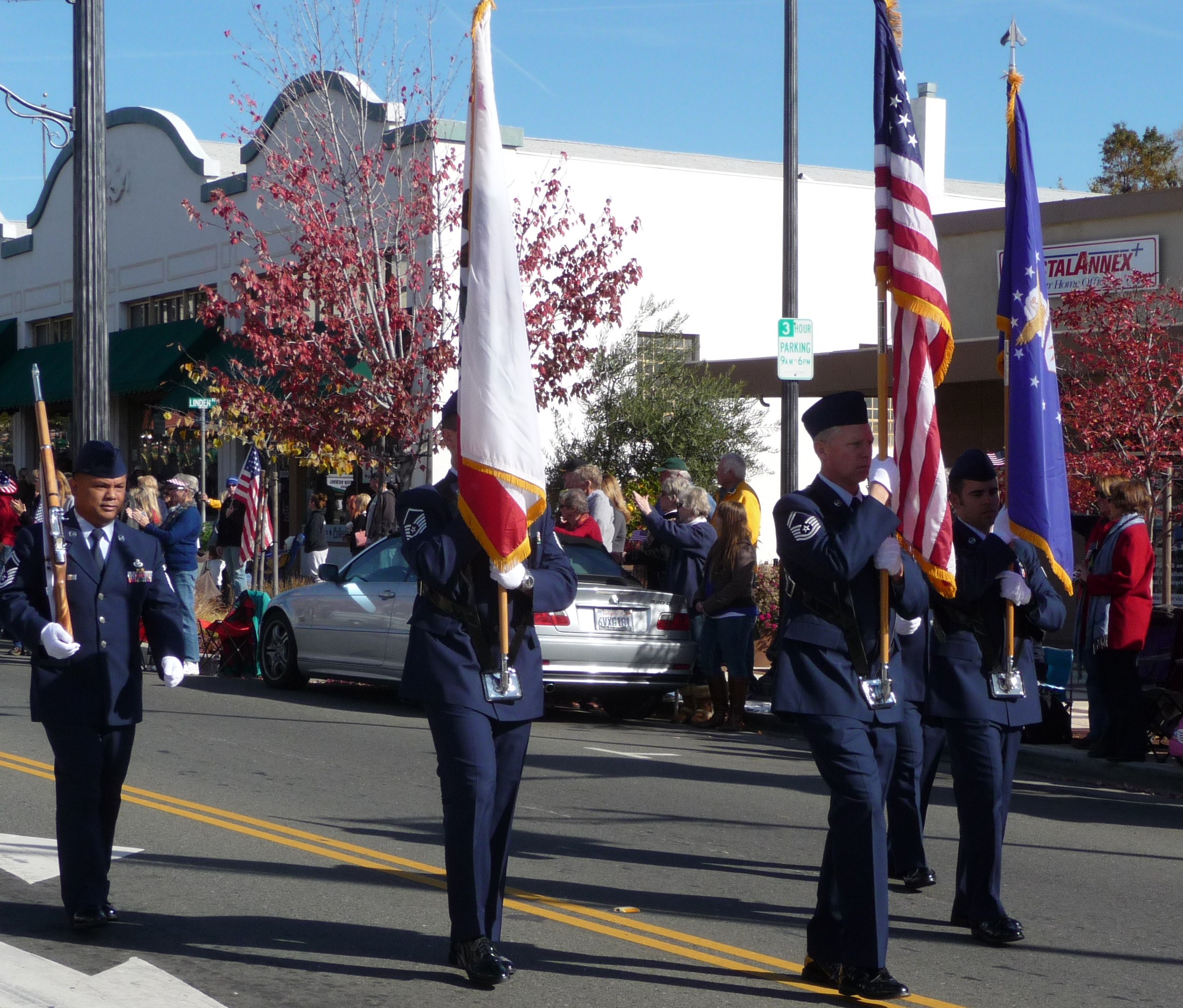Parade2012_114.jpg