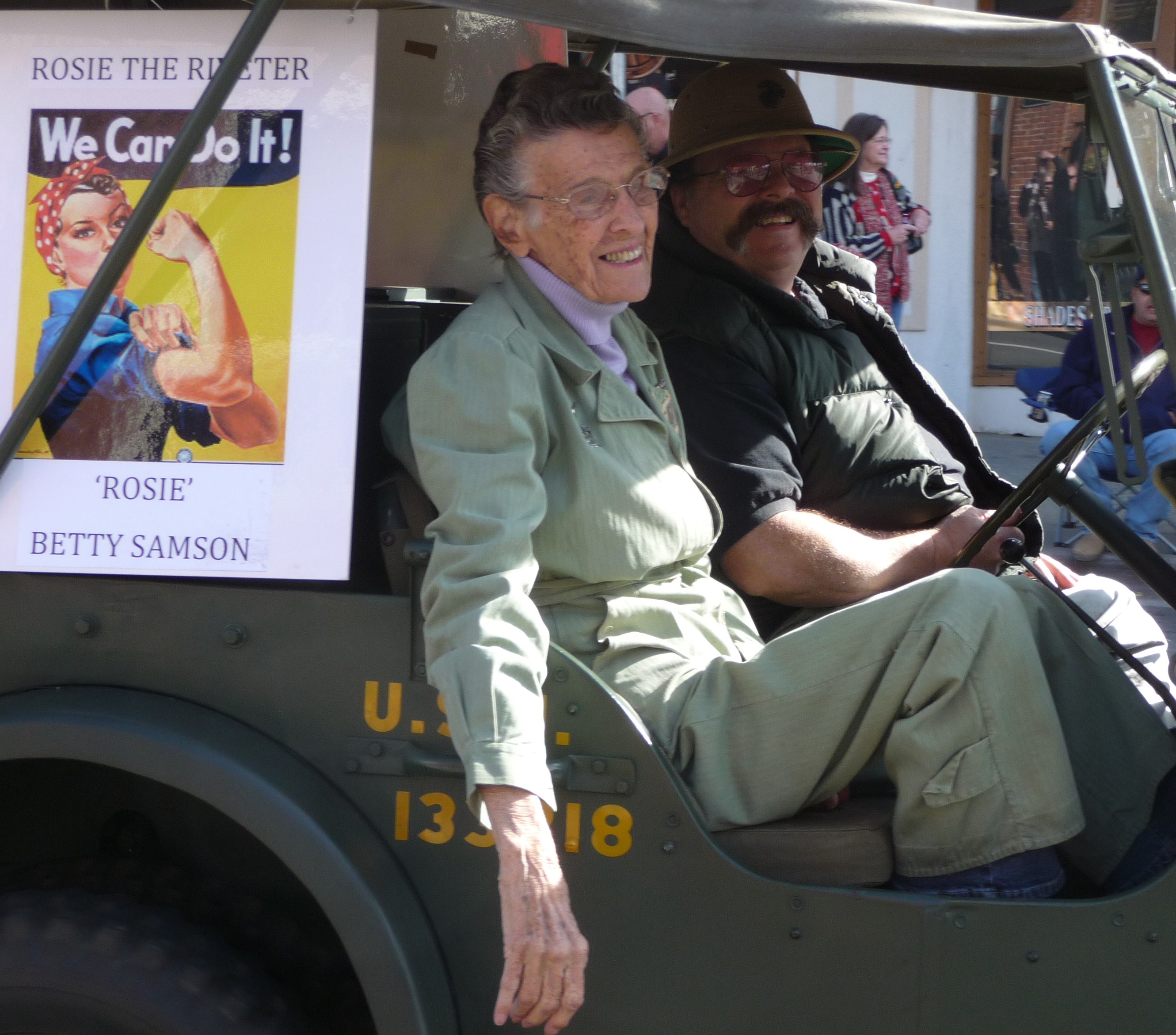 Parade2012_136.jpg