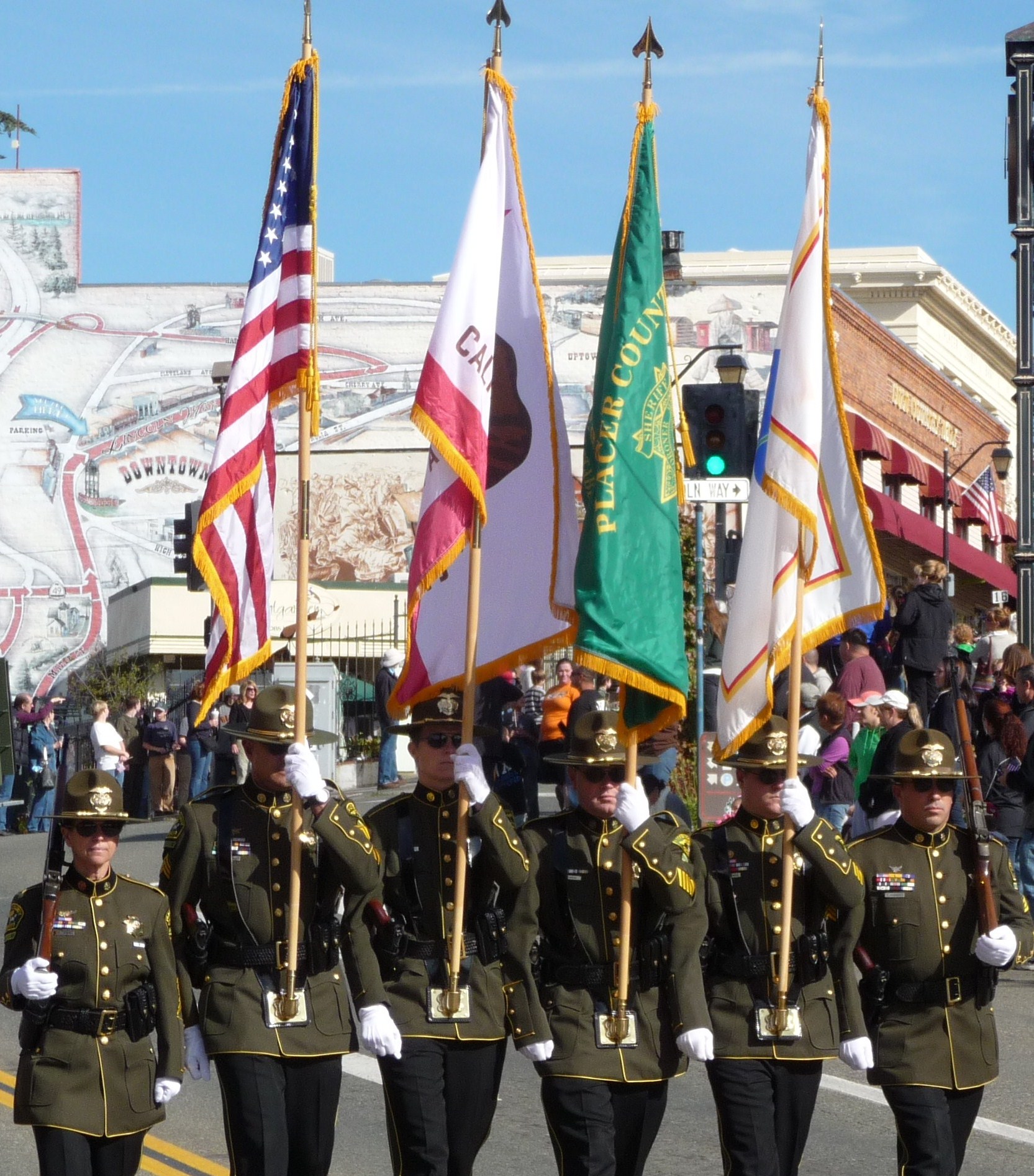 Parade2012_150.jpg